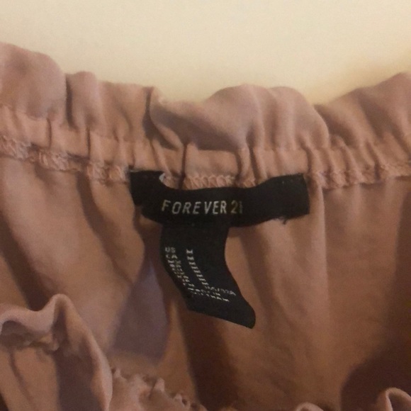 Off the shoulder forever 21 blush shirt - Picture 2 of 3
